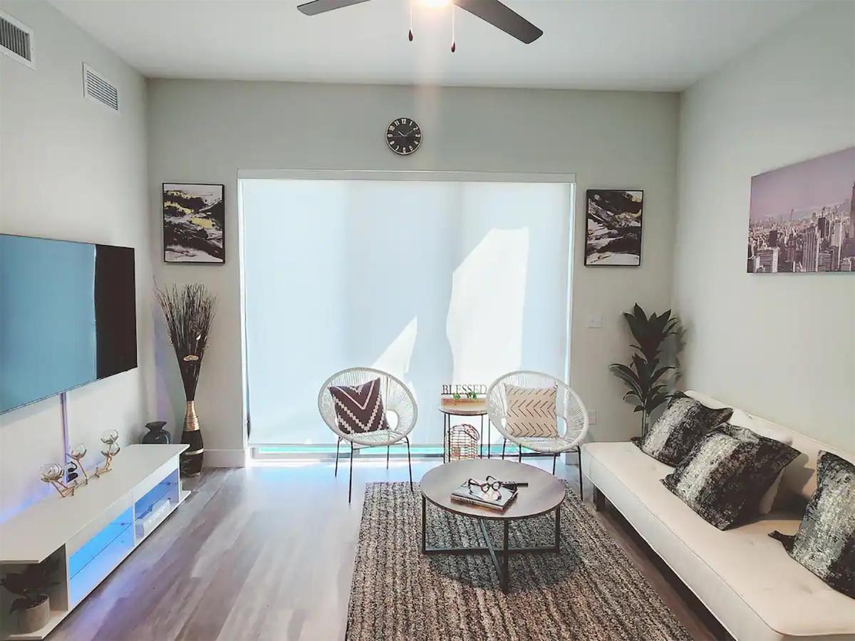 וסט פאלם ביץ' Lux Property Great For 1 To 8 Guests-Family Trip ,5Beds 2Rooms Staycation With Gym And Ev, Proximity To Downtown And Beaches מראה חיצוני תמונה
